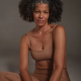 Model Singles Emotional Look 6 Jailyn Athleisure 0104