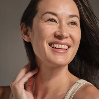 Model Singles Emotional Look 7 Cherie Lounge 0093